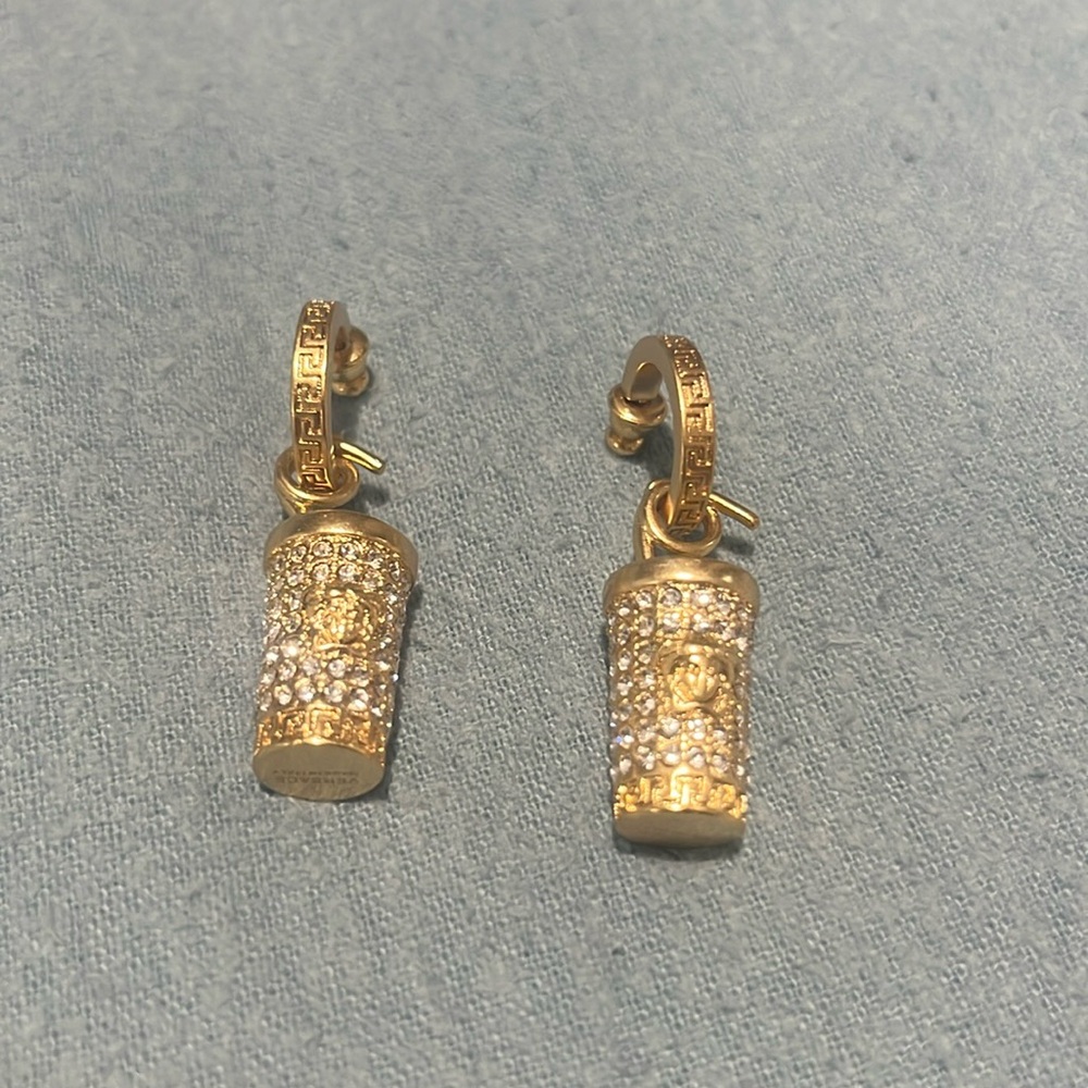 Gold earrings